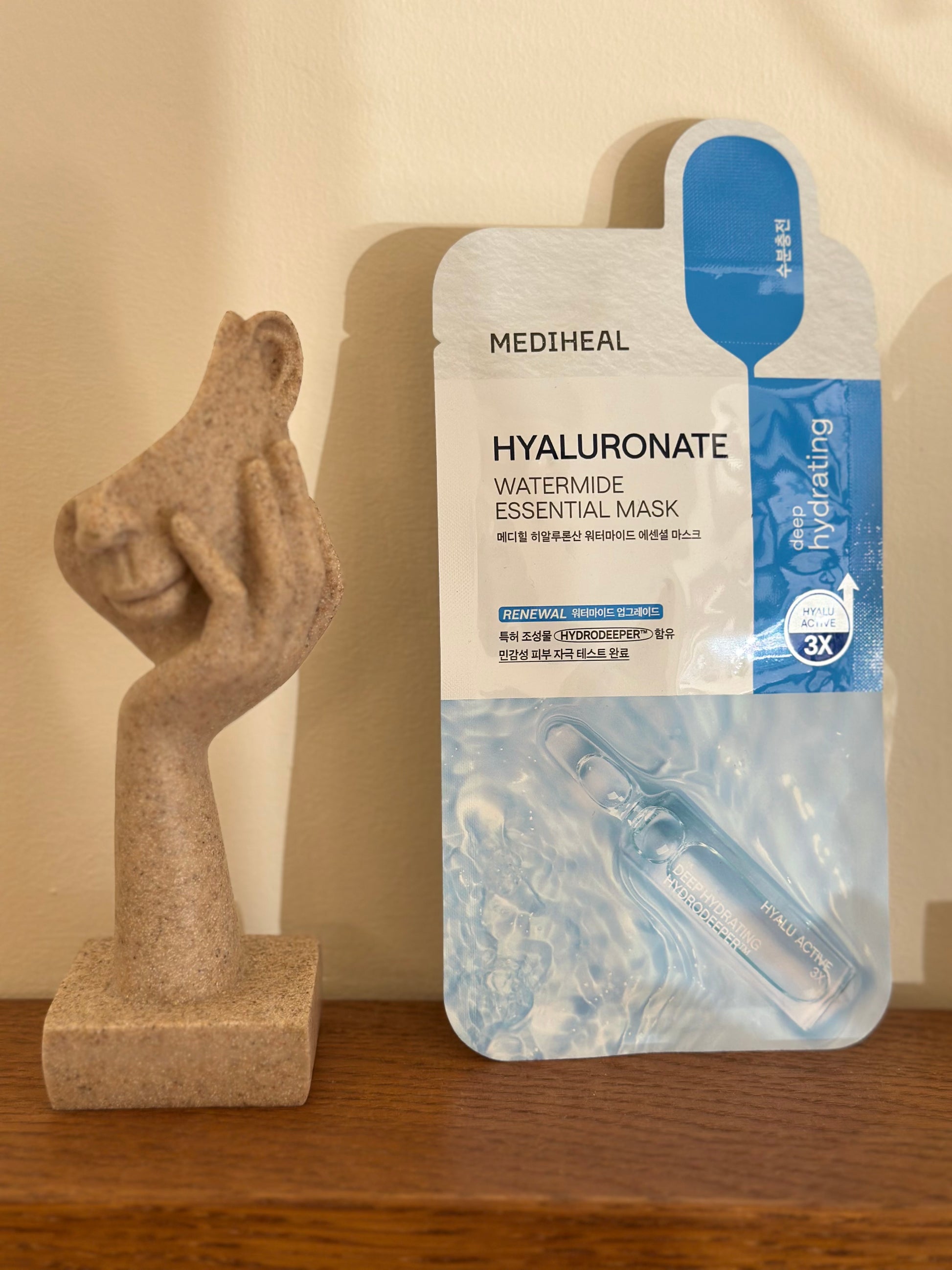 Mediheal Hyaluronate watermide essential mask